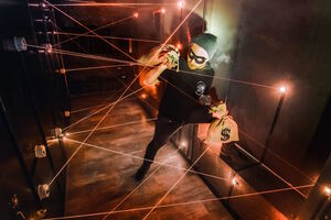 Фотография экшн-игры Лазерный лабиринт. Охота за рунами от компании Квесты № 1 (Фото 1)